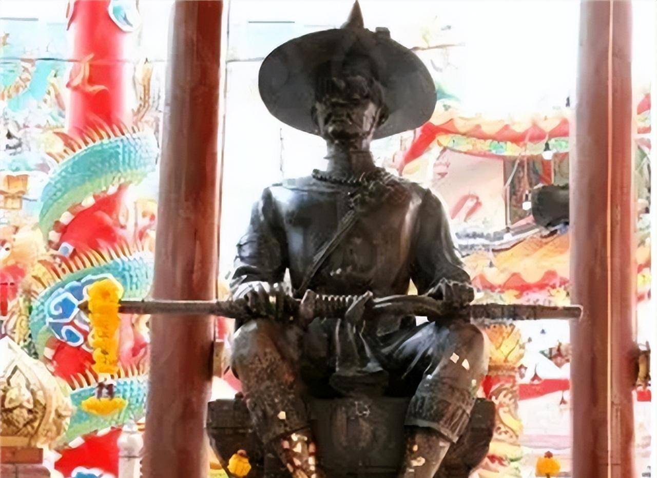 吞武里王朝是怎么灭亡的？郑信又是怎么死的
