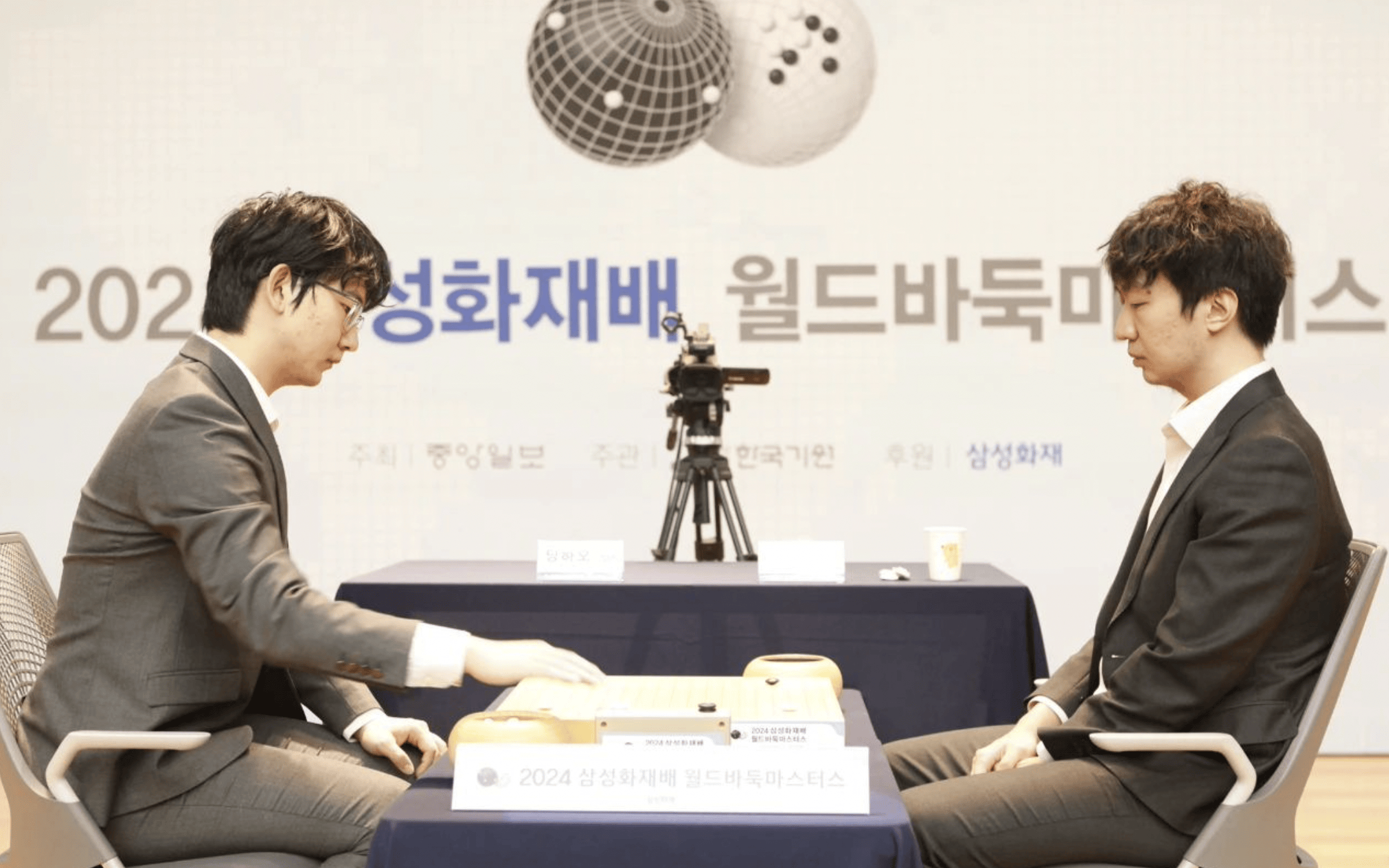 俞斌:看好柯洁拿下第9冠,期待年轻棋手尽快挑大梁|专访