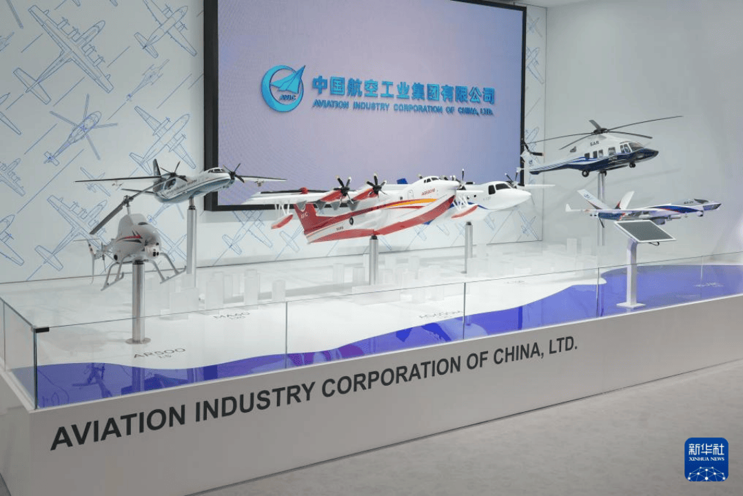 当面歼-10CE,对面“阵风”:巴黎航展对台戏