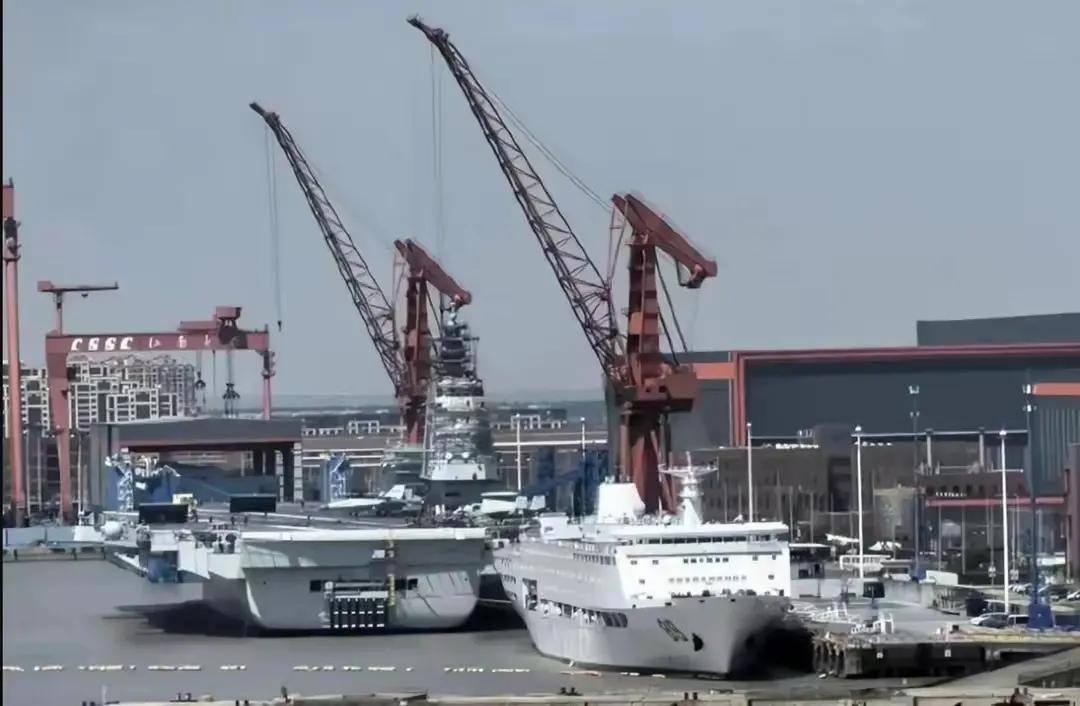 央视官宣!中国福建舰即将服役,电磁弹射立大功,日韩双双缺席北约峰会?