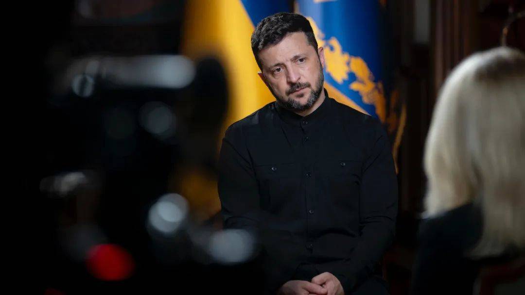 美国防部暂停向乌克兰提供部分承诺的军火，包括防空导弹和其他精确制导武器