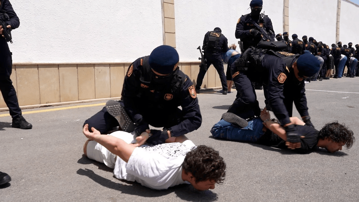 阿塞拜疆公民疑遭俄执法人员殴打身亡 两国关系急剧恶化