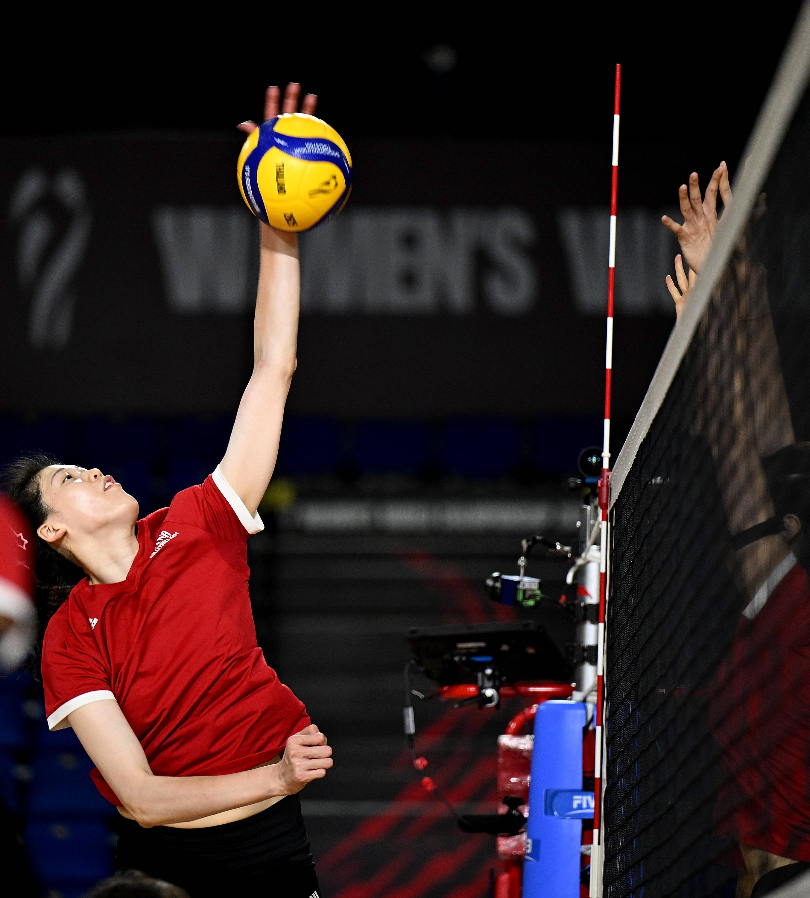 （体育）排球——女排世锦赛：中国队进行赛前训练