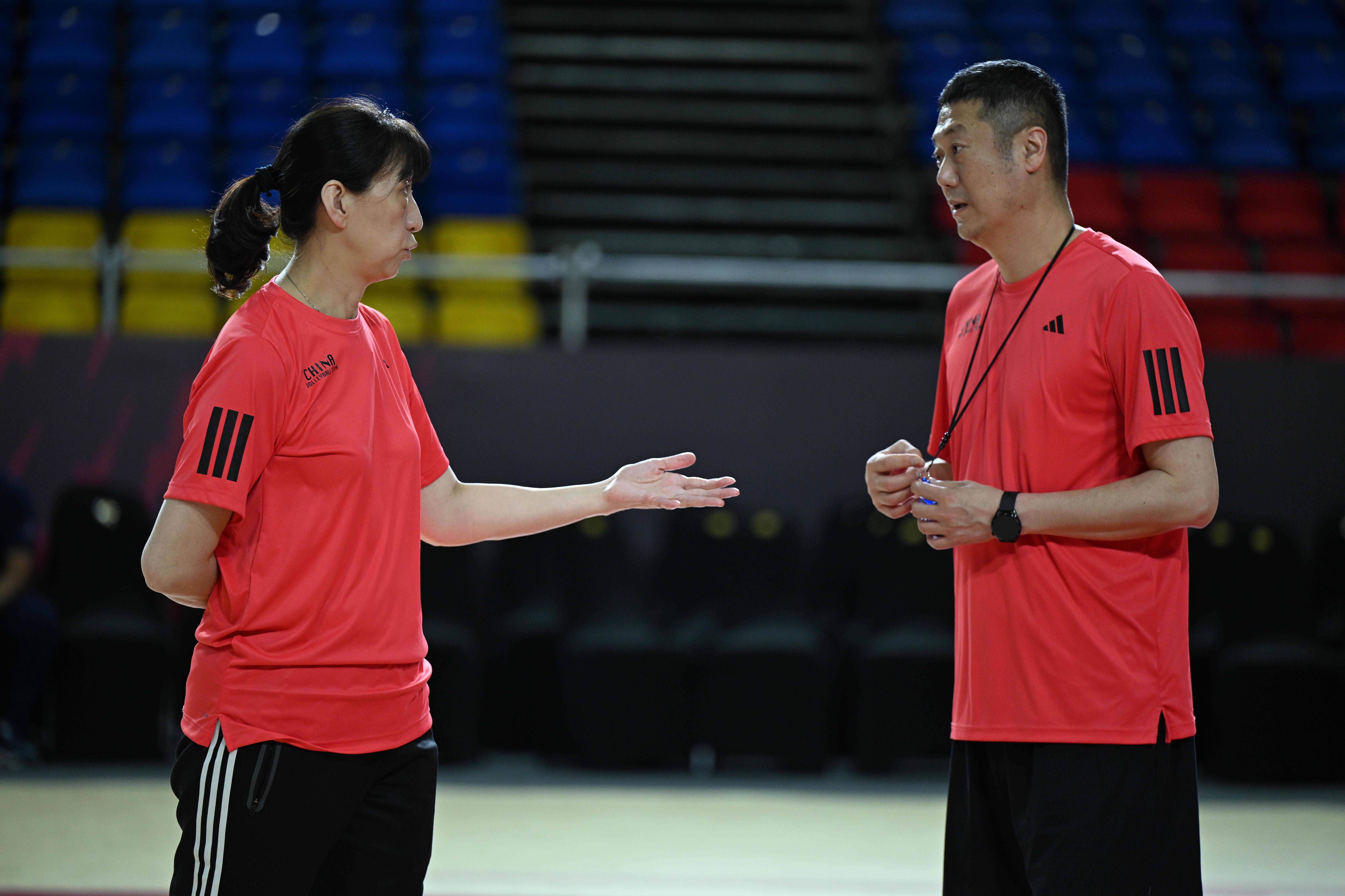 （体育）排球——女排世锦赛：中国队进行赛前训练