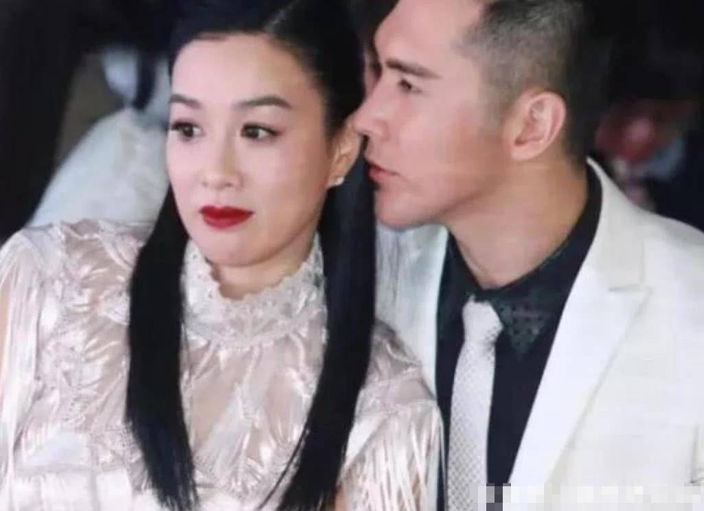 考古|张伦硕称张维伊像以前的自己 ,曾娶大11岁钟丽缇被嘲,如今成为重组家庭中教科书般的男人?