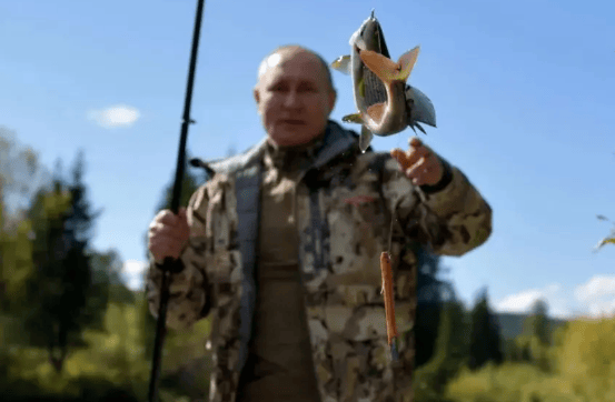 俄军重创基辅,不到24小时,反俄联盟讽刺普京,特朗普罕见甩脸色:很不满!