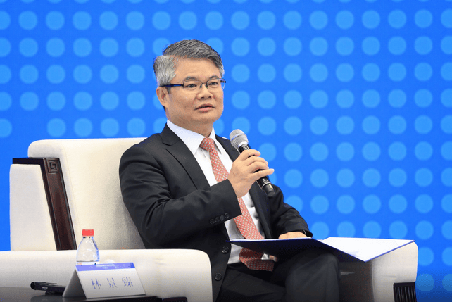 60岁“金融虎”被查！临退休时提前辞职