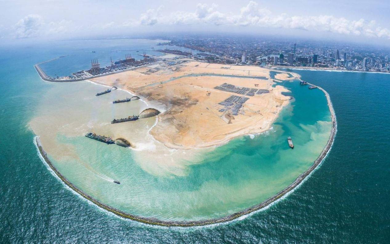 12小时后，马科斯等来北京的回复，中方回应的3个字，让他死心了