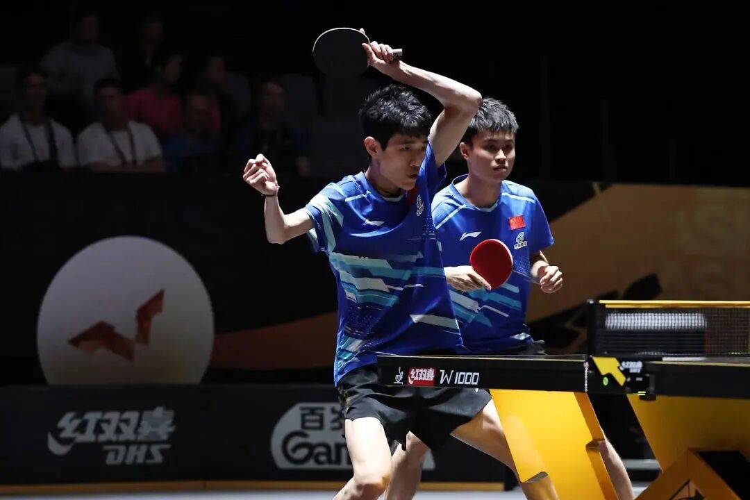 国乒提前锁定混双冠军，男、女双打各有3对进4强 | WTT中国大满贯双打