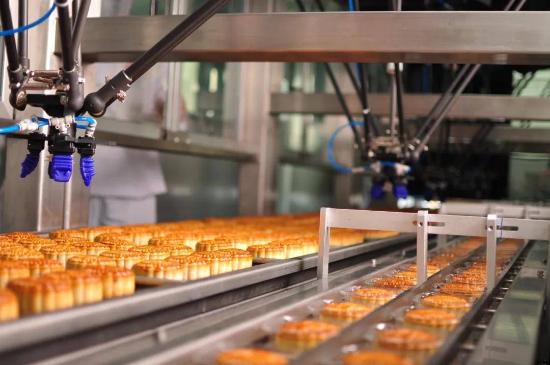 80后东莞“海归”做中秋节生意,年销15亿,登上全国第一