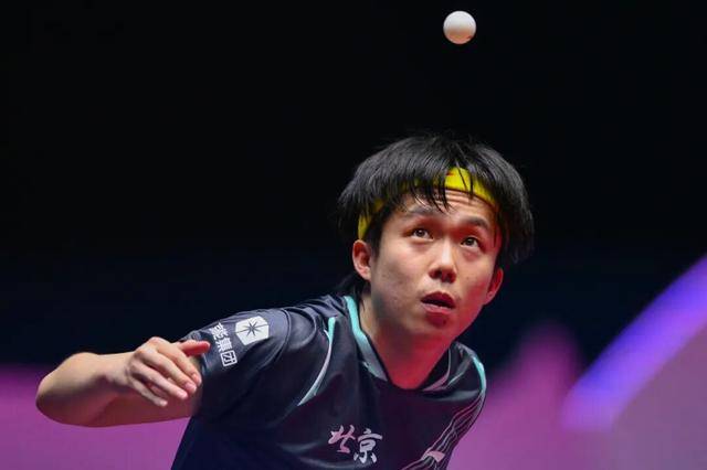 十五运会 | 乒乓球男单8强出炉,王楚钦将战林高远,樊振东对阵孙正