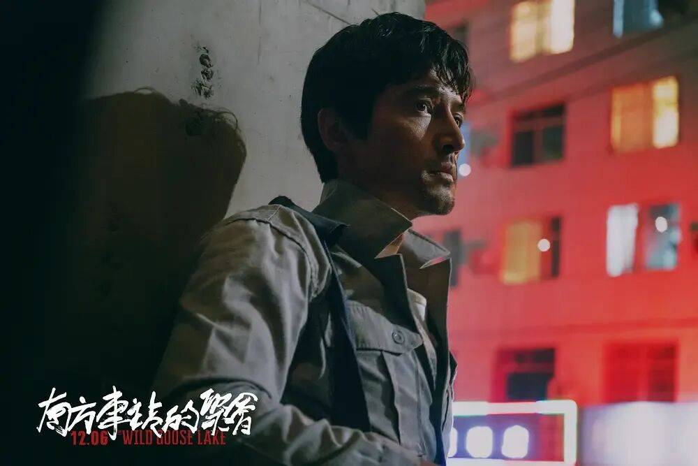 新片《三滴血》票房口碑均失利，电视巨星胡歌的电影大男主之路为何不太顺？